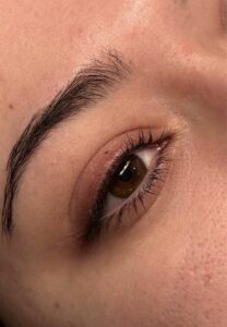 lash lift before 